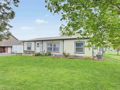 2221 Cedar Ave