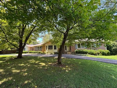 108 Poplar Dr