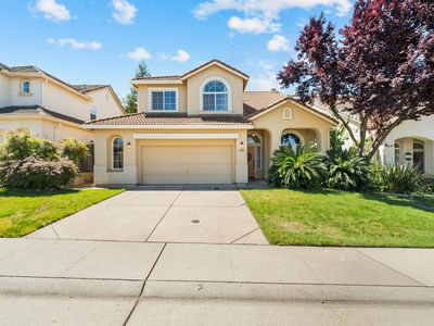 2204 Misty Hollow Dr