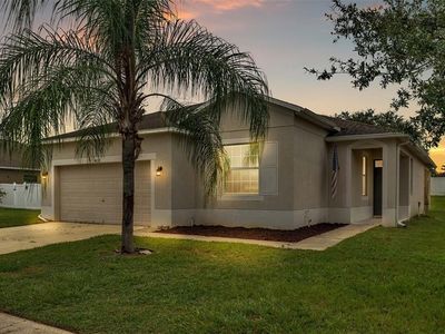 4832 Hickory Stream Ln