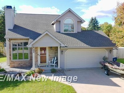 599 Plantation Dr