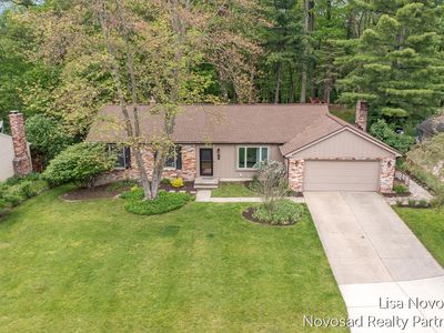 485 Edgeworthe Dr SE