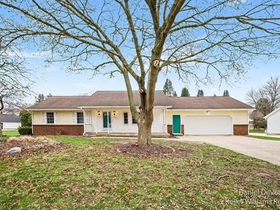 8825 Cottonwood Dr