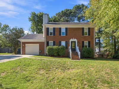 105 Pinewood Dr