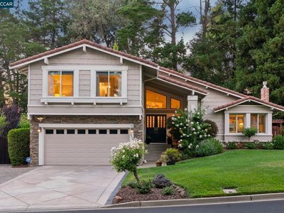 2232 Tahiti Dr