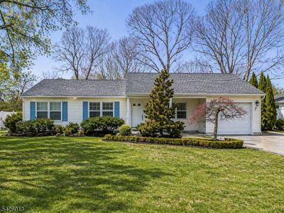 48 Morton Ave