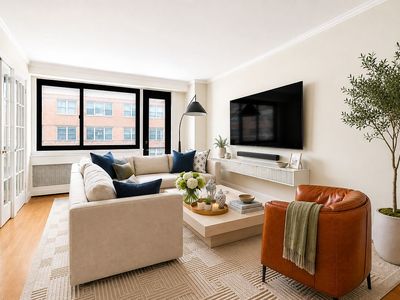 16 W 16th St APT 7RS