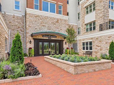 3175 Tremont Rd #206