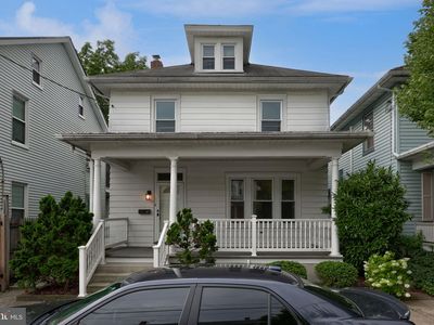 26 W Lemon St