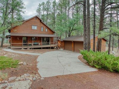 5522 FOREST Drive