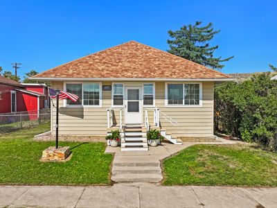 Property at 107 2nd St N, Cascade, MT