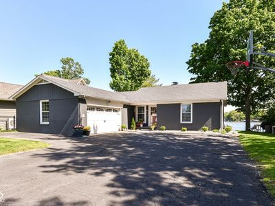 1420 Bayswater Ln