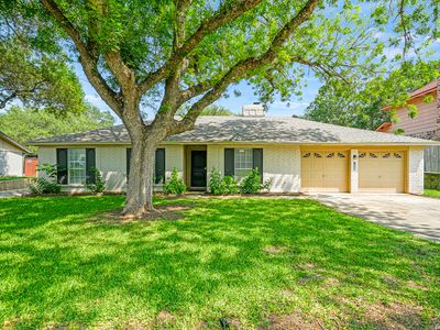 Property at 134 High Oak, Universal City, TX
