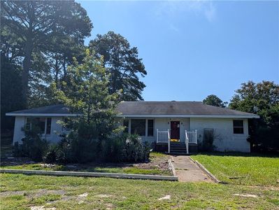 5017 Lake Cir