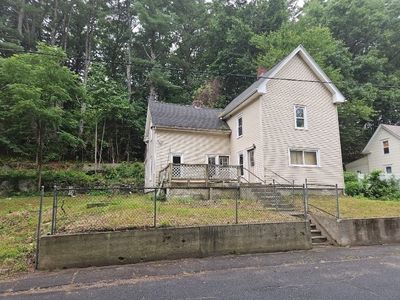 18 Keyes St