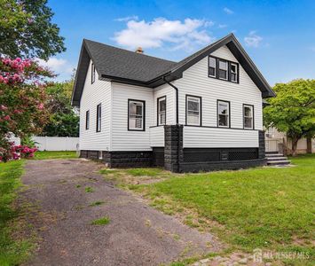 16 Lincoln Ave