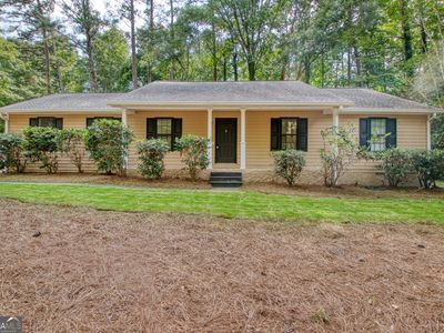 Property at 260 Mimosa Dr, Fayetteville, GA