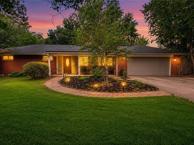 4210 White Oak Dr