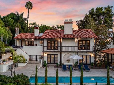 16886 Via Los Farolitos