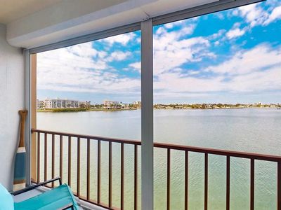 7910 Sun Island Dr S APT 305