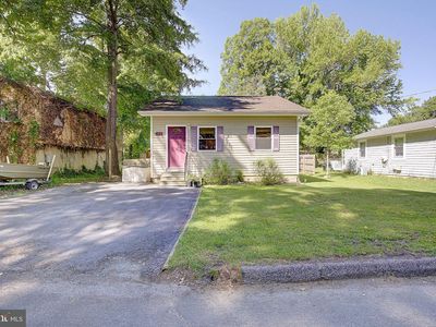 1718 Ridgely Rd