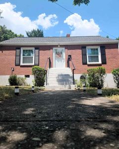 2611 Fairway Dr SW