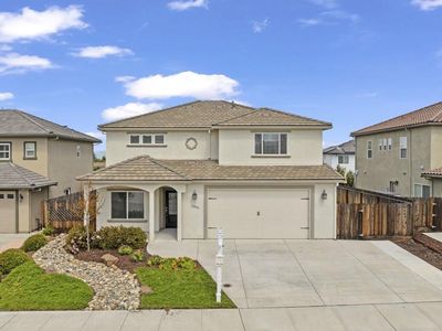 1390 Marilyn Ct