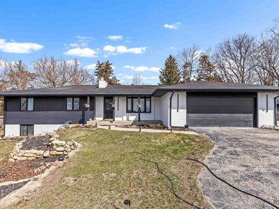 7010 Prairie Hill Rd