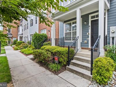 61 Linden Pl