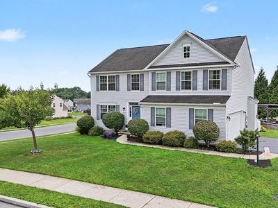 320 Woodbridge Dr