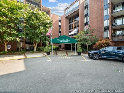 1100 Clarendon St APT 203