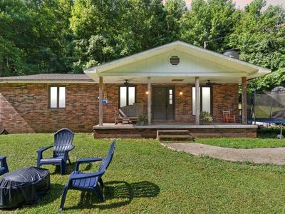 110 Benton Rd