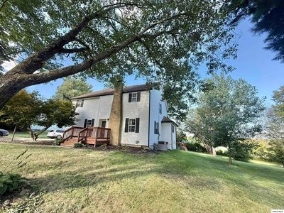 769 Upper Fredericktown Rd