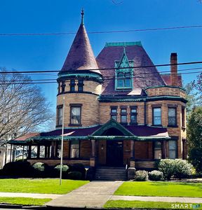 475 Whitney Avenue