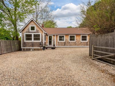 8 Hideaway Pl