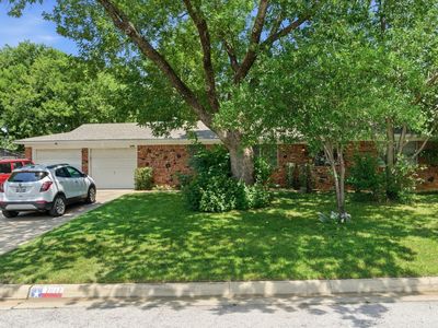 7017 Oakland Ln
