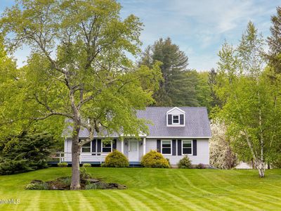 5 Taconic Ln