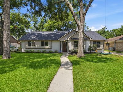 2619 Parana Dr