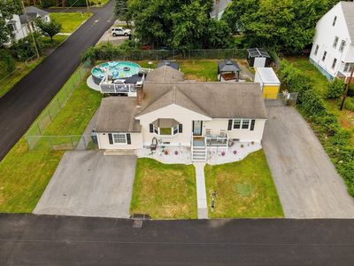 77 Valley Rd