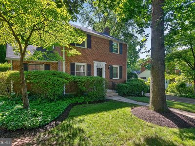 2631 Woodley Pl