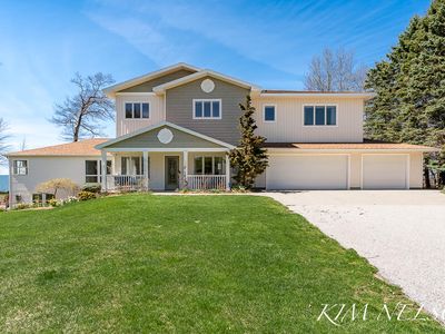 8937 S Indian Hills Rd
