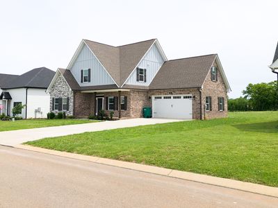 95 Lookout Dr