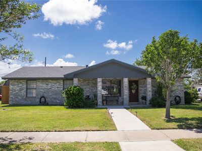302 Lone Oak Ct
