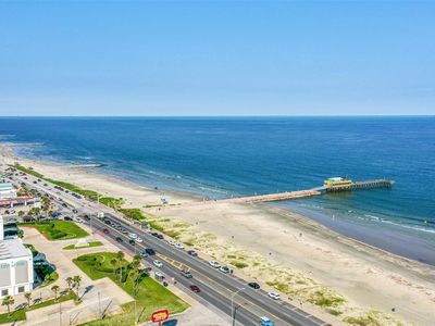 6102 Seawall Blvd #114