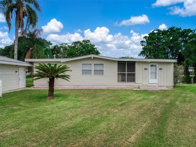 Property at 221 Speckled Perch Point, Lorida, FL