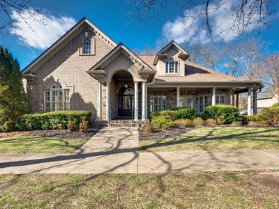 405 Luna Ct