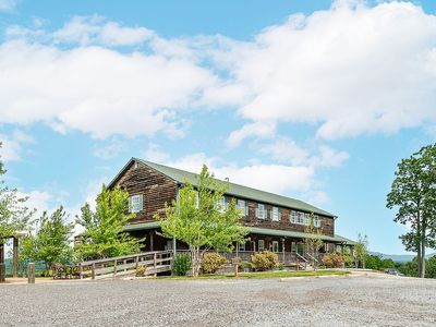 1770 Earley Farm Rd