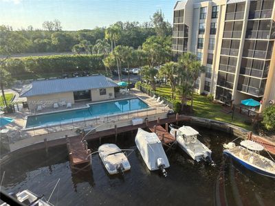 21 Royal Palm Way #5060