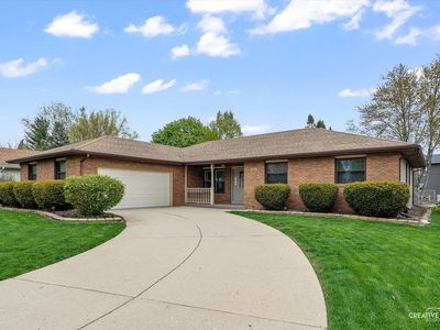 2236 Valley Creek Dr