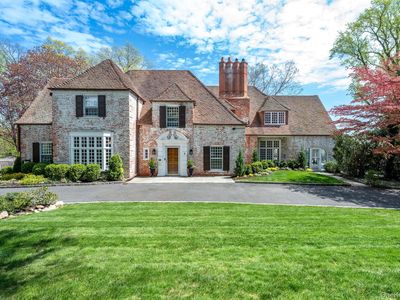 8 Rittenhouse Road